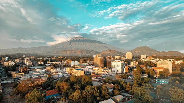 8-Day Luxury Tanzania Safari & Zanzibar Beach Holiday
